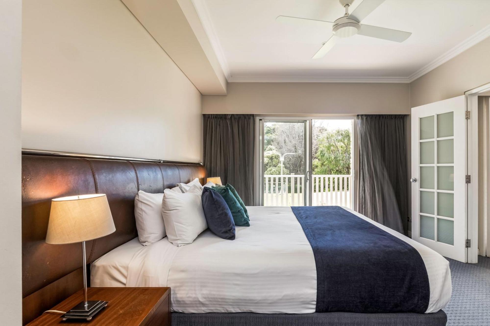 Caves House Hotel & Apartments Yallingup Bagian luar foto