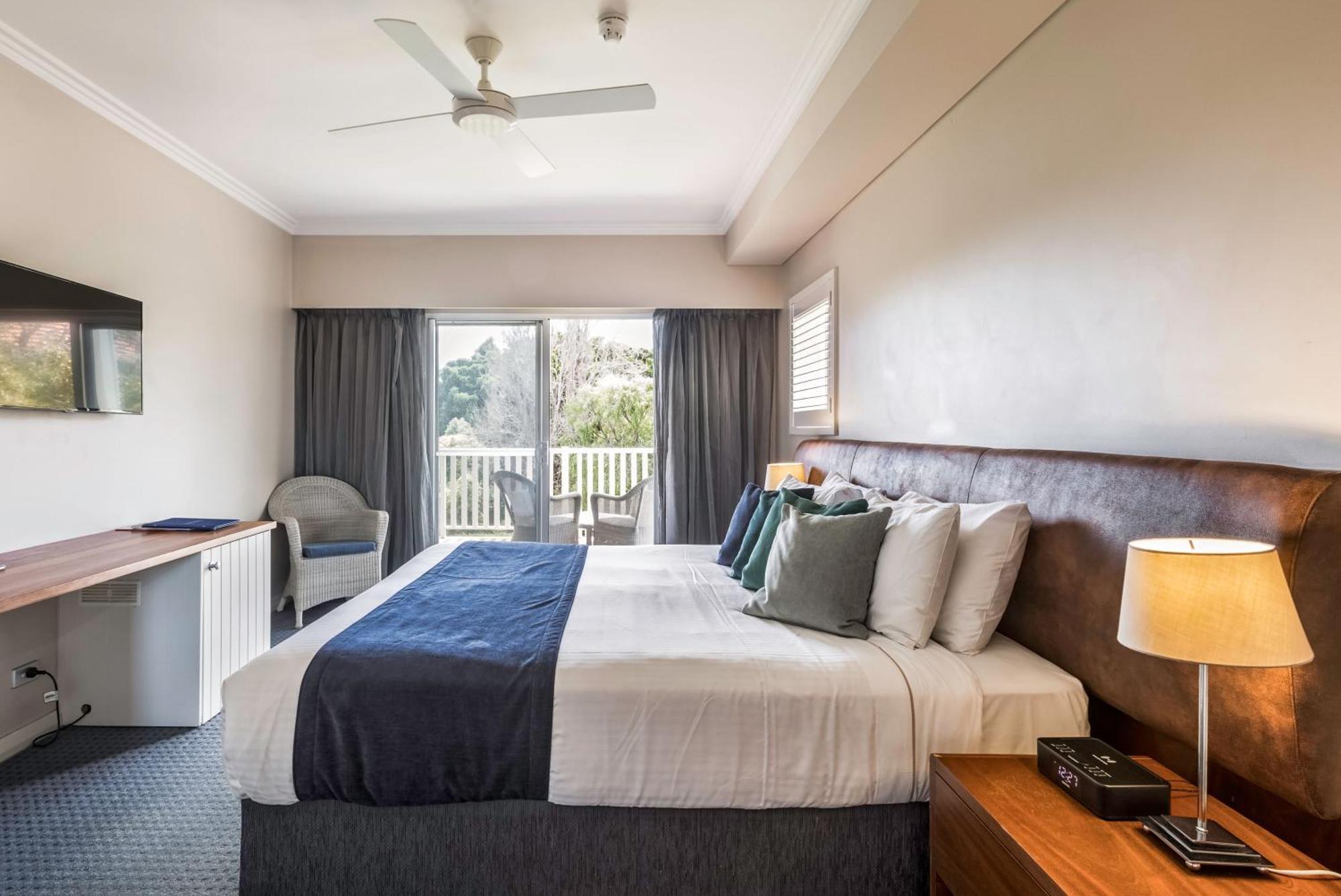 Caves House Hotel & Apartments Yallingup Bagian luar foto